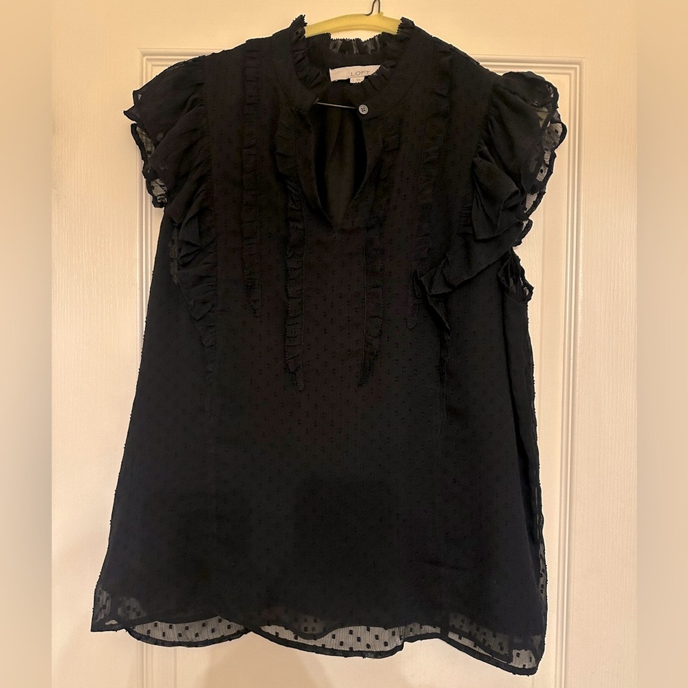 Loft, Size Large, Black Clip Ruffle Shell Blouse